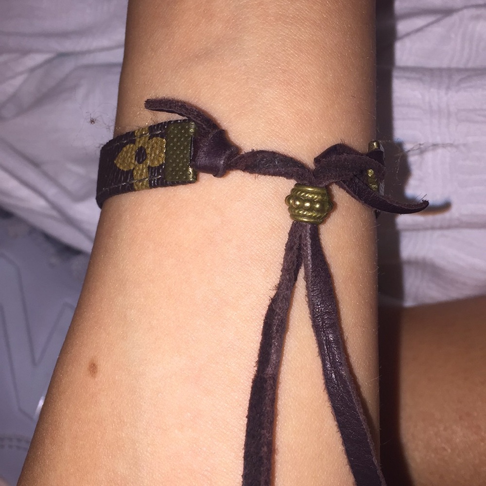 Bracelet - Picture 3 of 3